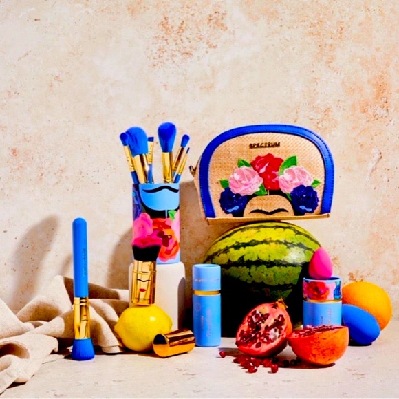 Spectrum X Frida Kahlo Brush Collection - Picture 1 of 6